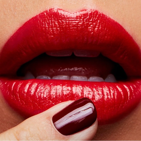 CREMESHEEN MAC LIPSTICK IN SWEET SAKURA - Picture 3 of 3